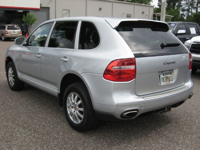 2008 Porsche Cayenne Base