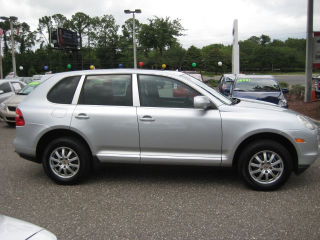 2008 Porsche Cayenne Base