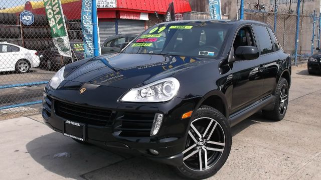 2009 Porsche Cayenne 4WD 4dr SUV Luxury 4x4