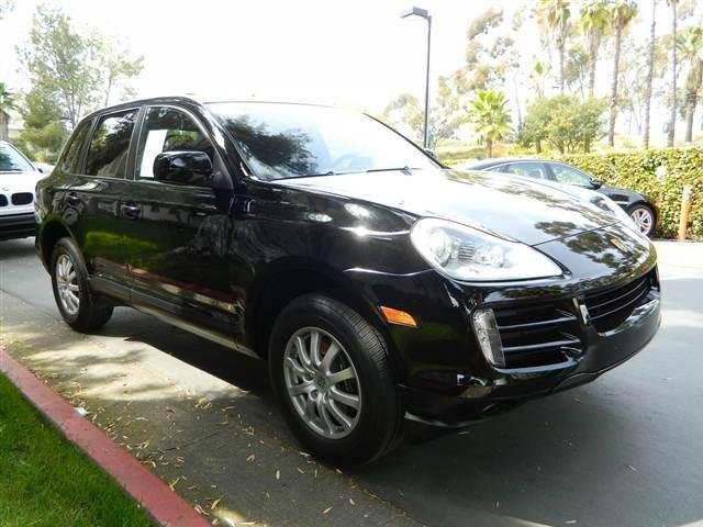 2010 Porsche Cayenne Base