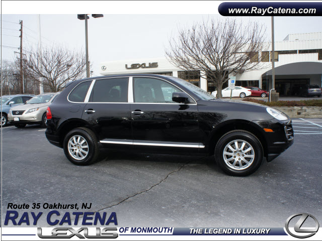 2010 Porsche Cayenne Base