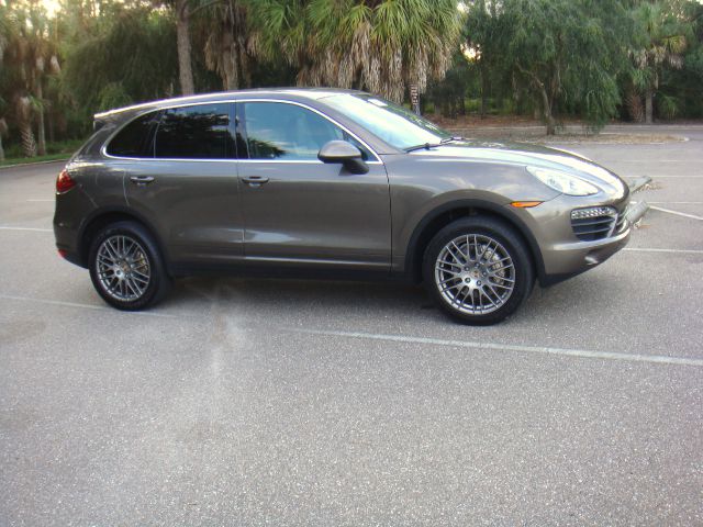 2011 Porsche Cayenne XR