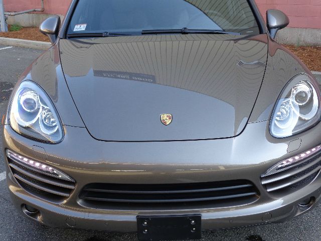 2011 Porsche Cayenne Base