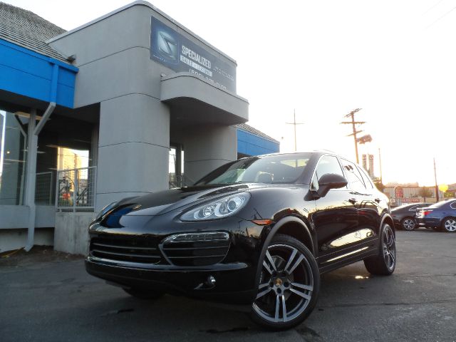 2012 Porsche Cayenne Base