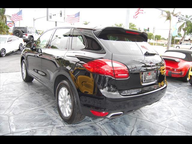 2013 Porsche Cayenne AWD 5dr Wgn I4 CVT