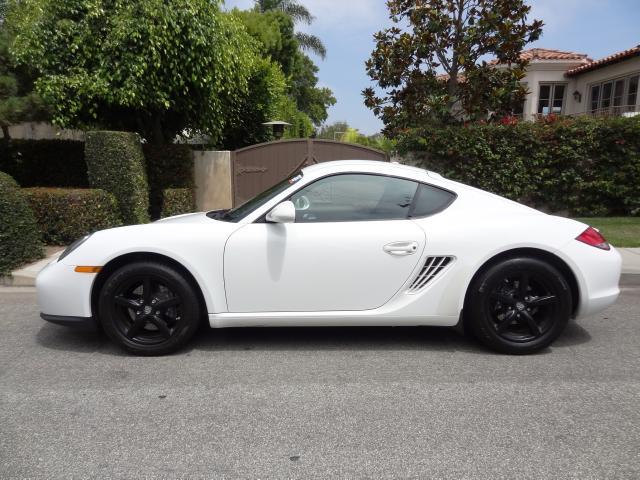 2011 Porsche Cayman GT Premium