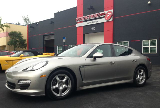 2011 Porsche Panamera 4dr Hybrid Sdn Sedan