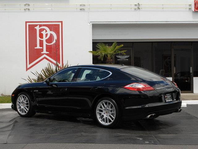 2011 Porsche Panamera XR