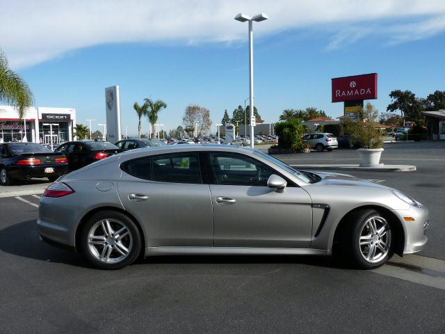 2012 Porsche Panamera 2007 Chevrolet LTZ