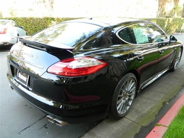 2012 Porsche Panamera Series 4