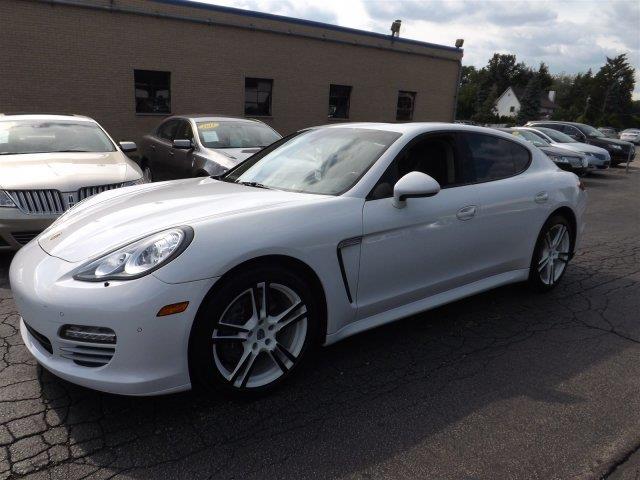 2012 Porsche Panamera Double Prerunner AUTO (SE