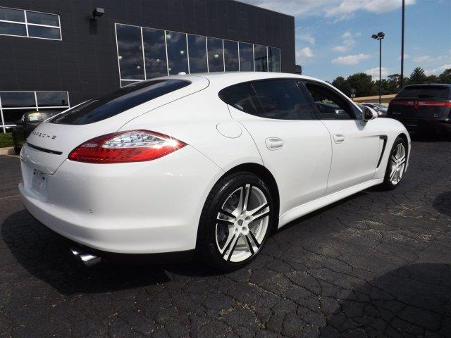 2012 Porsche Panamera Double Prerunner AUTO (SE