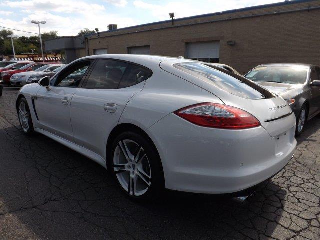 2012 Porsche Panamera Double Prerunner AUTO (SE