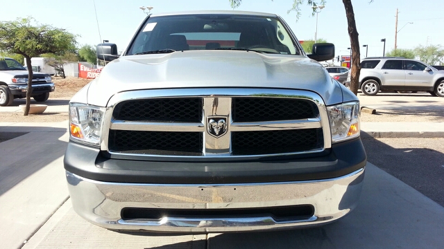 2010 RAM 1500 2WD Crew Cab 143.5