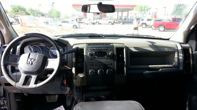 2010 RAM 1500 2WD Crew Cab 143.5