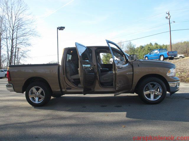 2012 RAM 1500 2WD Crew Cab 143.5