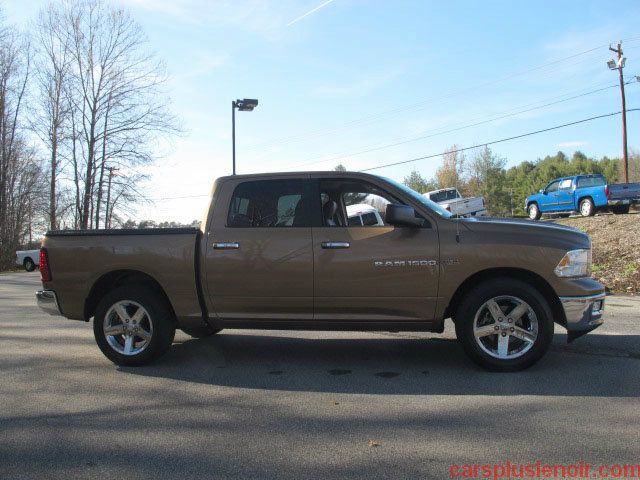 2012 RAM 1500 2WD Crew Cab 143.5