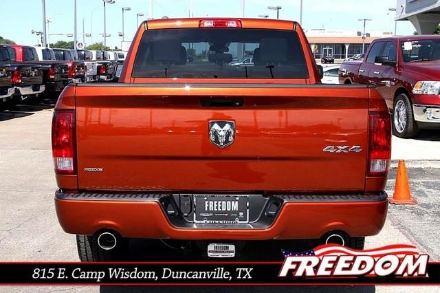 2013 RAM 1500 2dr 102 WB 4WD Value Manual