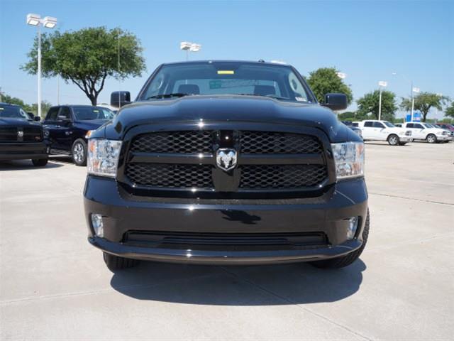 2013 RAM 1500 2dr 102 WB 4WD Value Manual