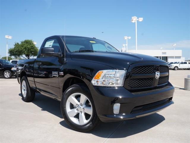 2013 RAM 1500 2dr 102 WB 4WD Value Manual