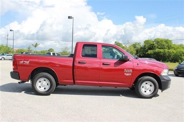 2013 RAM 1500 DUMP LIFT