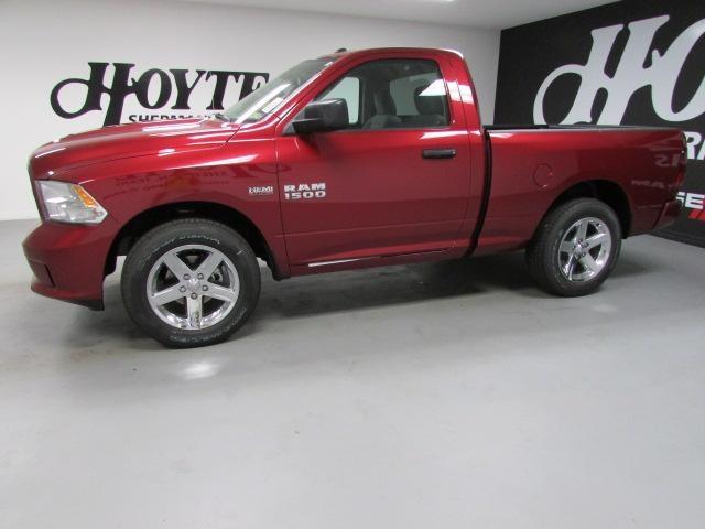 2014 RAM 1500 AWD W/nav, Leather, 3rd Rowsunroof