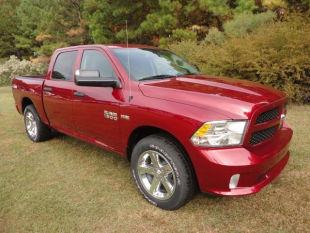 2014 RAM 1500 DUMP LIFT