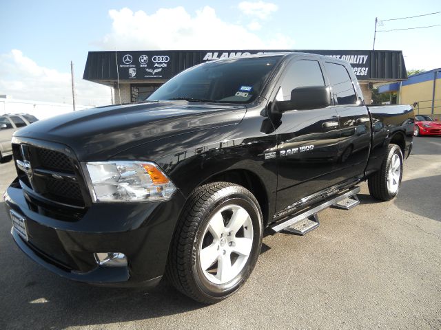 2012 RAM Ram Pickup 4dr LX 4WD Auto