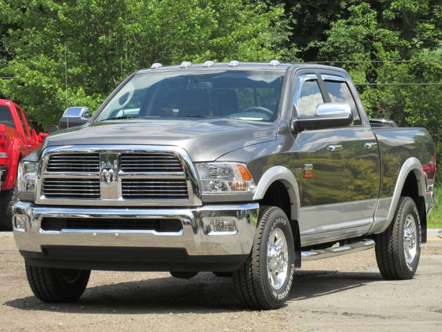 2012 RAM Ram Pickup 1 Owner Leather Roof 5.3L