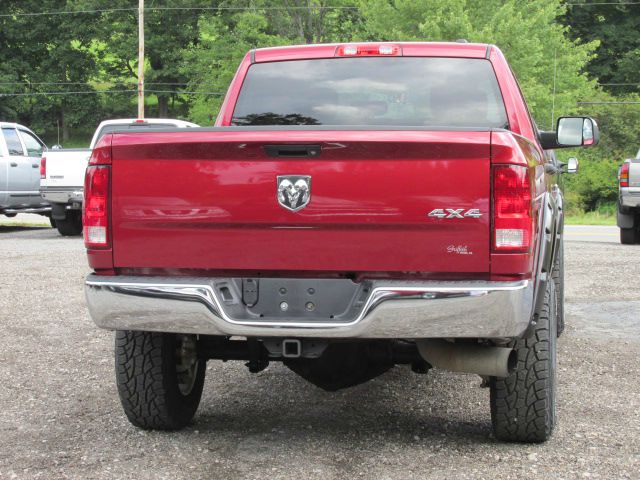 2012 RAM Ram Pickup SLT Short Bed V-8