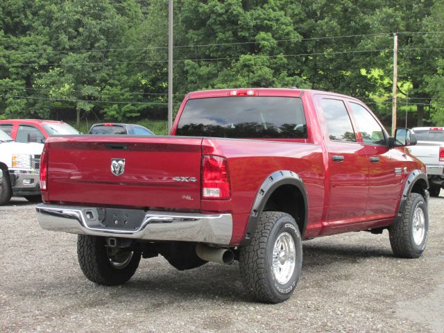 2012 RAM Ram Pickup SLT Short Bed V-8