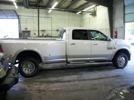 2013 RAM Ram Pickup AWD, DVD, Navi, Rear Camera