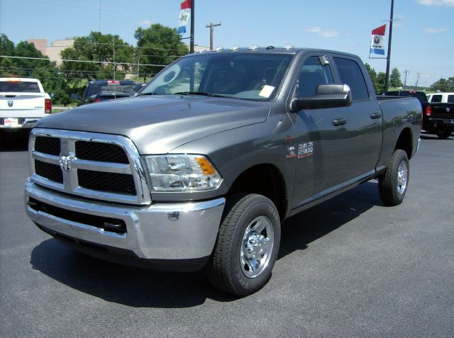 2013 RAM Ram Pickup S 7 Passenger