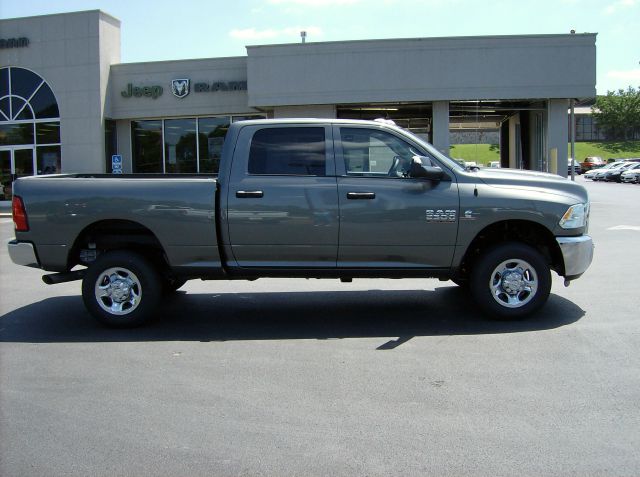 2013 RAM Ram Pickup S 7 Passenger