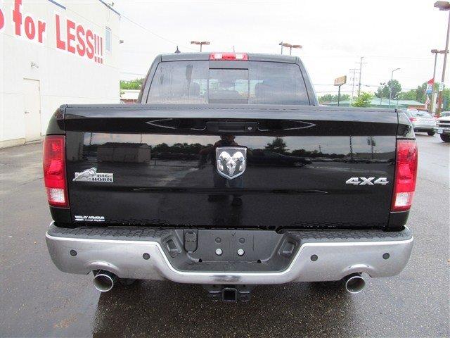 2013 RAM Ram Pickup Base Especial Edition