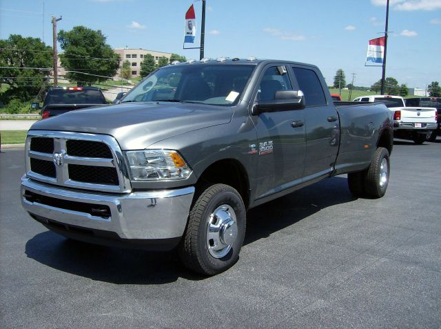 2013 RAM Ram Pickup AWD, DVD, Navi, Rear Camera