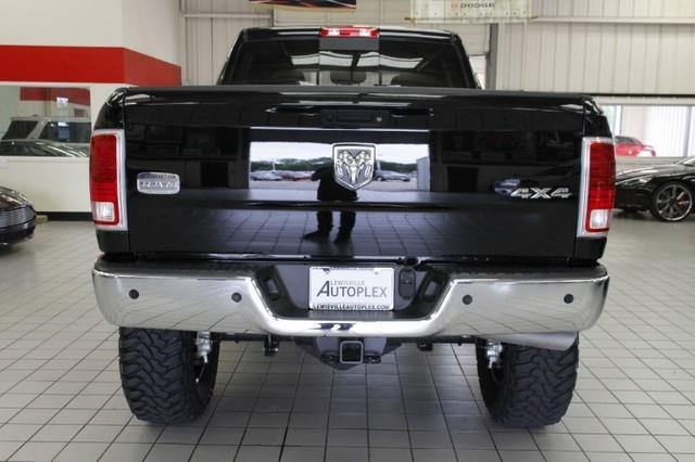 2013 RAM Ram Pickup XLT/ /lots Of Extras