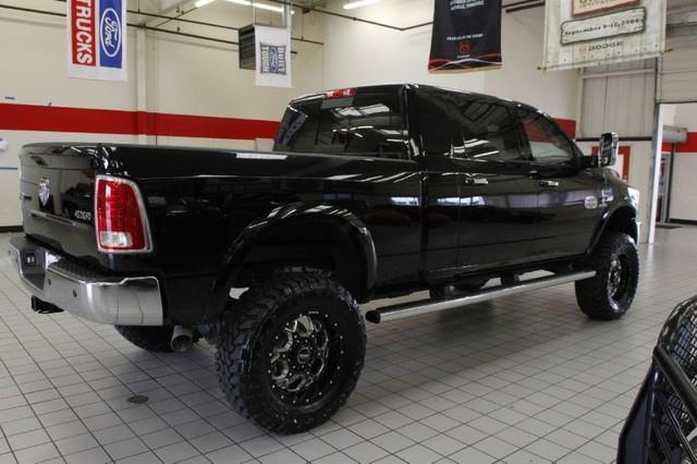 2013 RAM Ram Pickup XLT/ /lots Of Extras