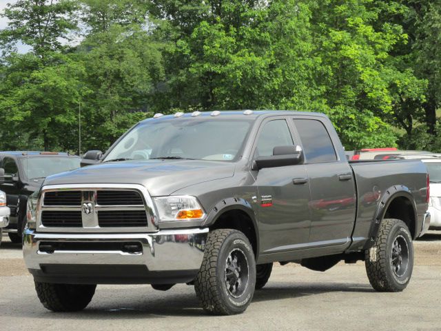 2012 RAM Ram Truck SLT Short Bed V-8