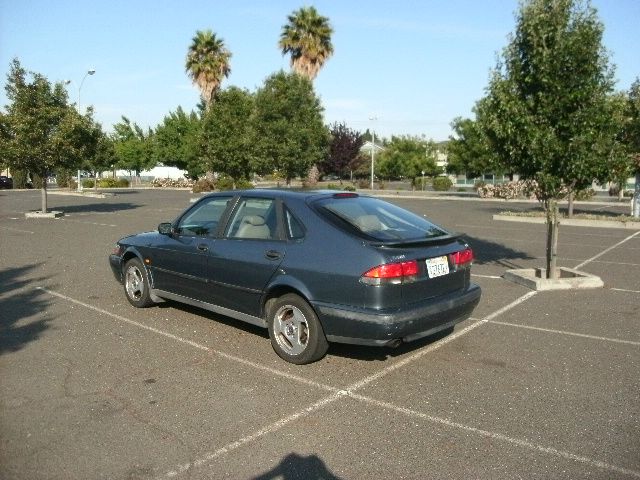 1999 Saab 9-3 4dr Sdn GLX V6 Auto