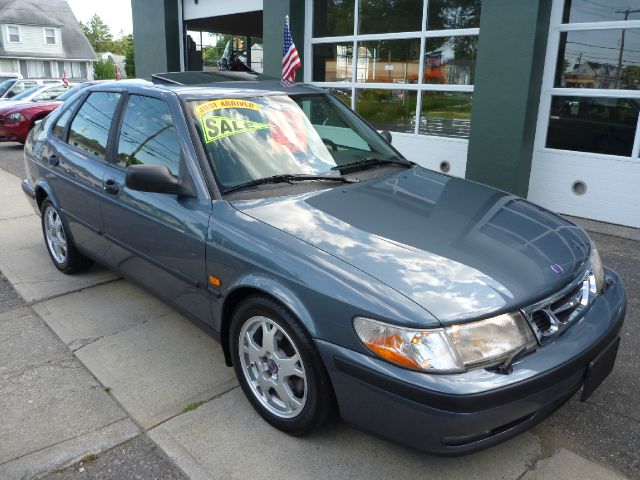 2000 Saab 9-3 4dr Sdn GLX V6 Auto