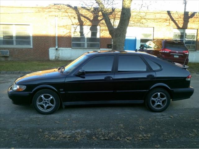 2001 Saab 9-3 Sedan Manual I Touring