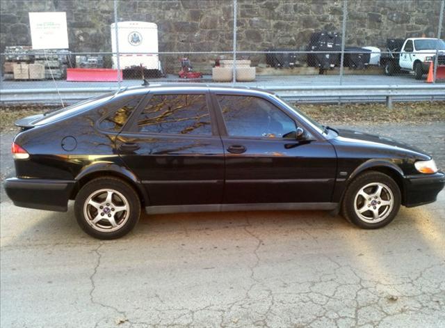 2001 Saab 9-3 Sedan Manual I Touring