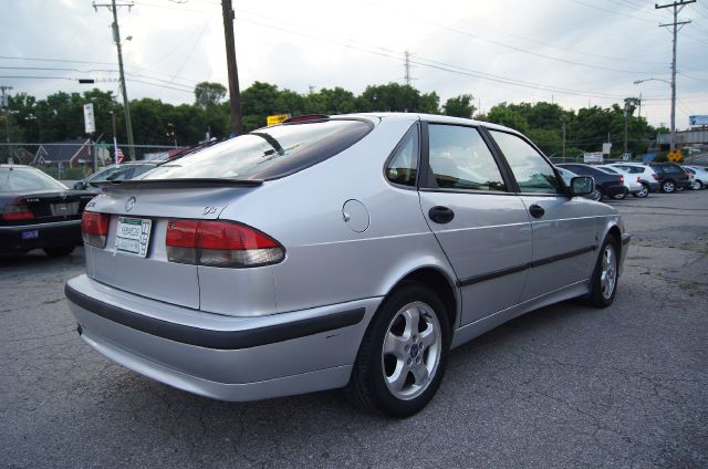 2001 Saab 9-3 G1500 Cargo