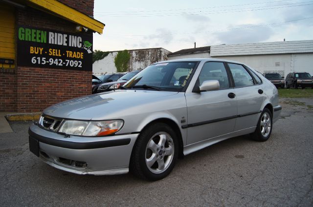 2001 Saab 9-3 G1500 Cargo