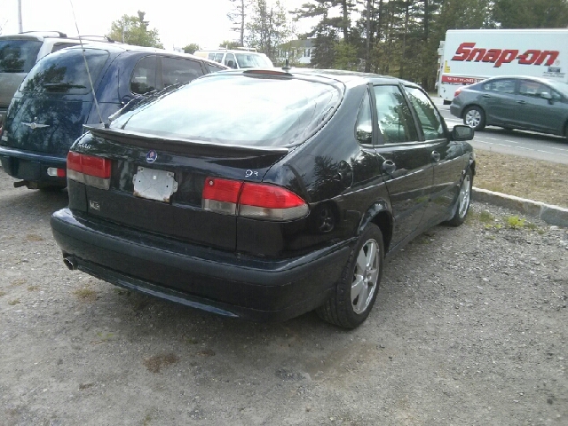 2002 Saab 9-3 G1500 Cargo