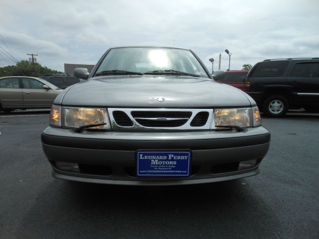 2002 Saab 9-3 G1500 Cargo