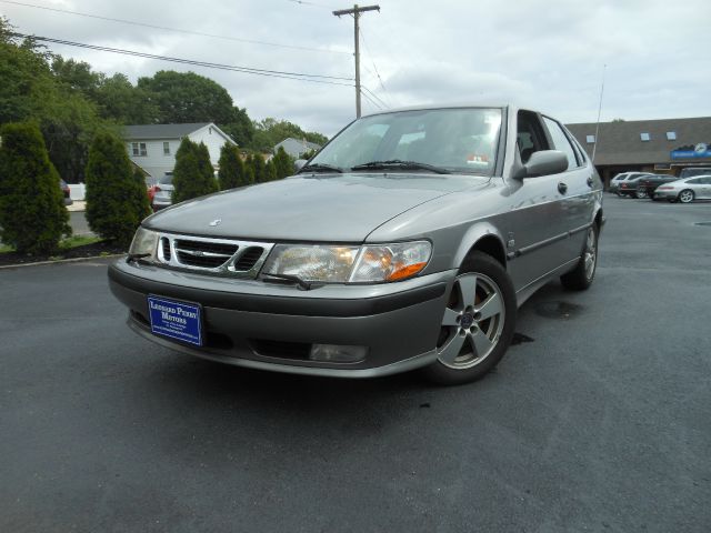 2002 Saab 9-3 G1500 Cargo