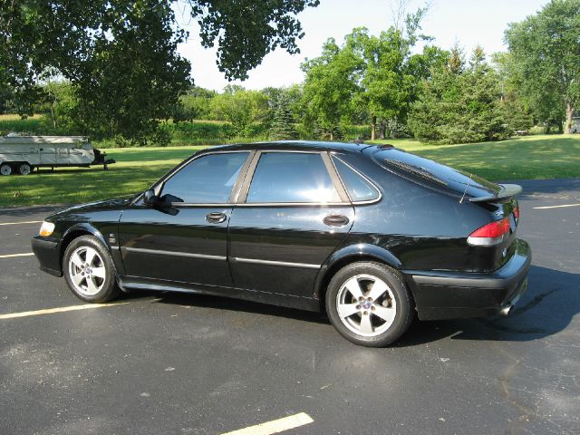 2002 Saab 9-3 G1500 Cargo