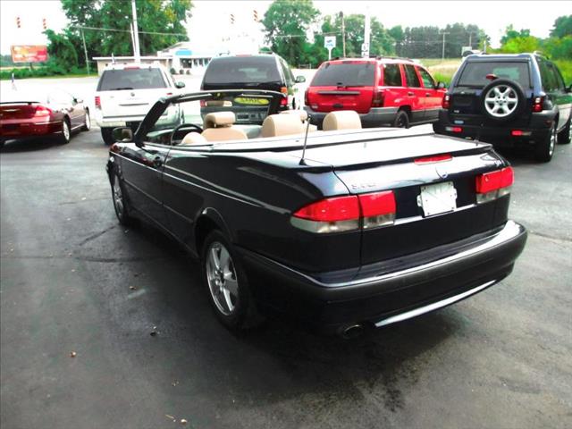 2002 Saab 9-3 SE